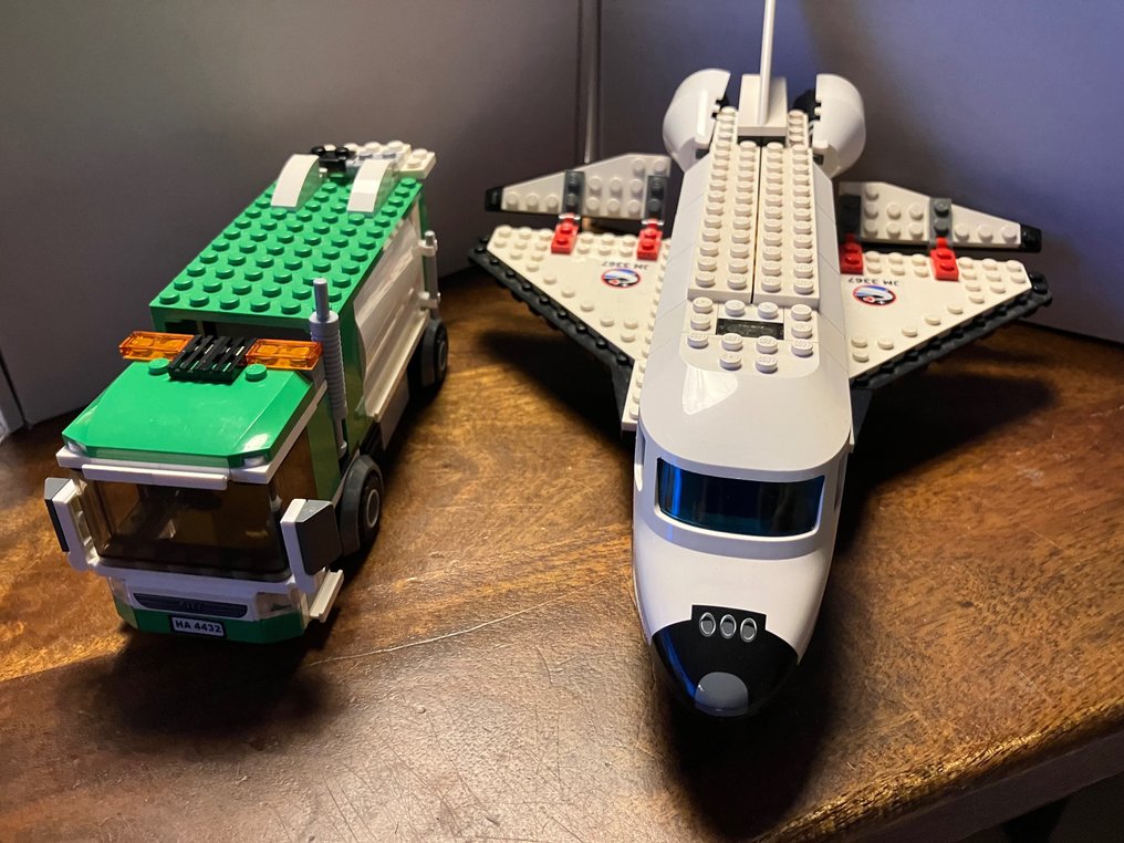 LEGO City Lego 3367 Space shuttle Lego 4432 Garbage Truck