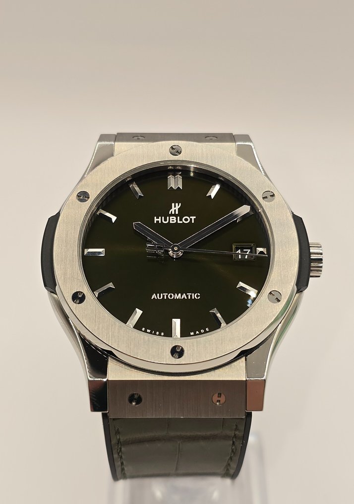 Hublot Classic Fusion Titanium Green 45mm 511.NX.8970.LR