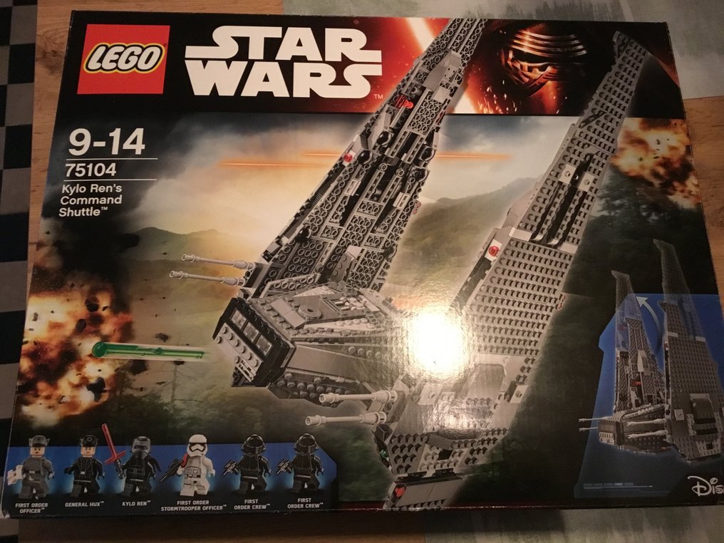 Lego star wars top 75104