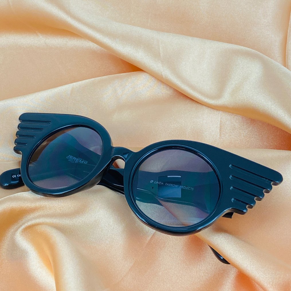 Jeremy scott x linda farrow online