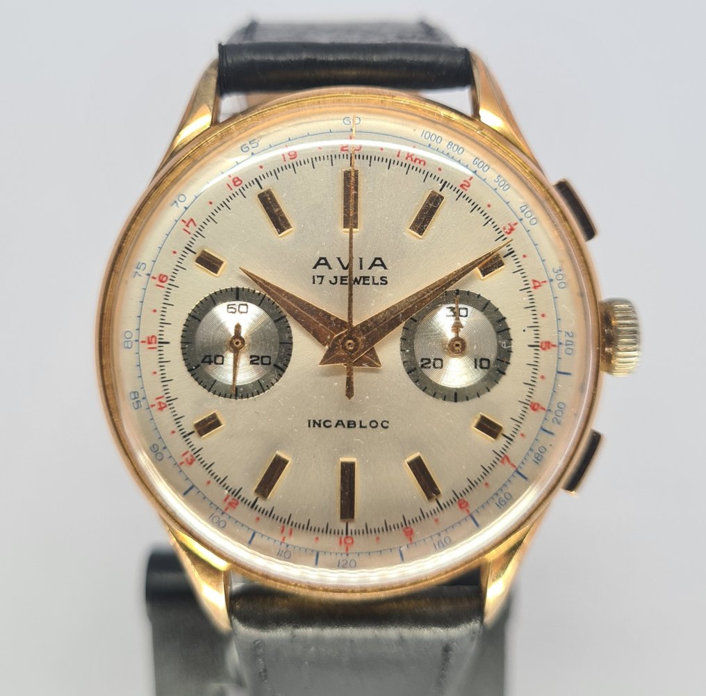 Avia chronograph online watch
