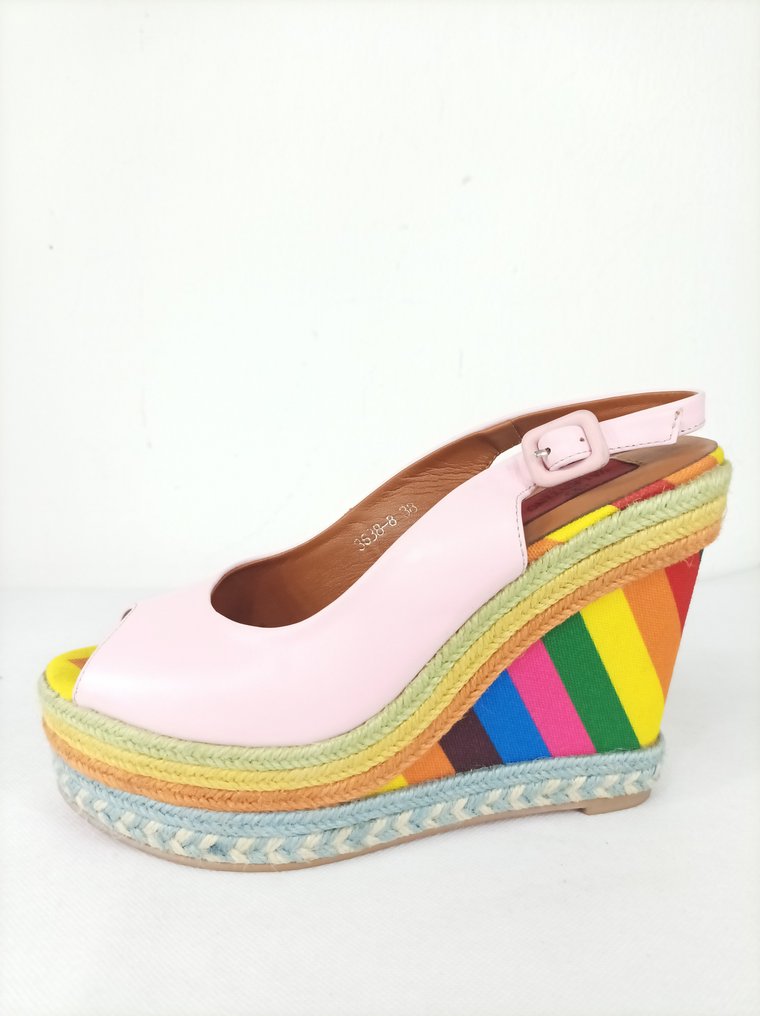 Valentino limited discount edition shoes
