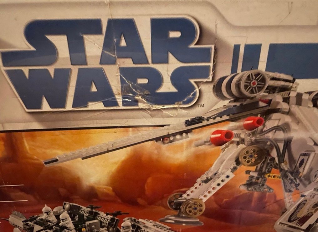 10195 lego hot sale