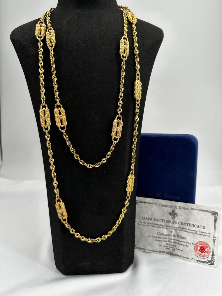 Coco chanel online paperclip necklace original