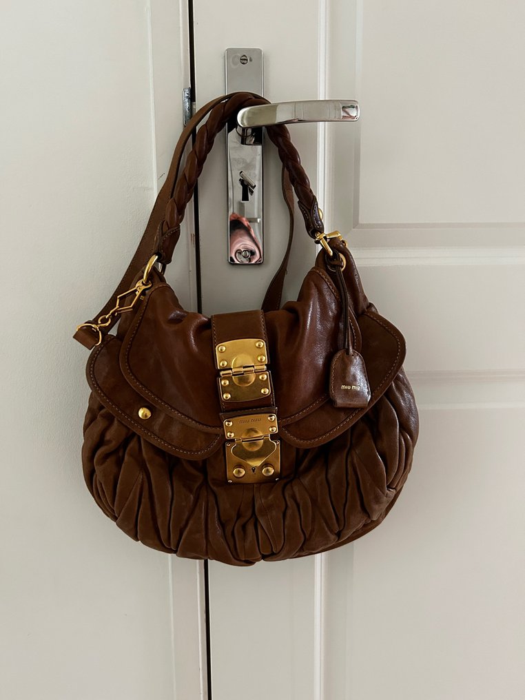 Miu miu handtas deals