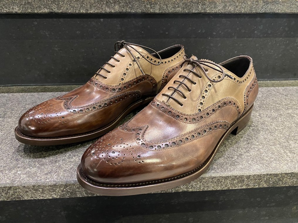 Santoni scarpe wikipedia best sale