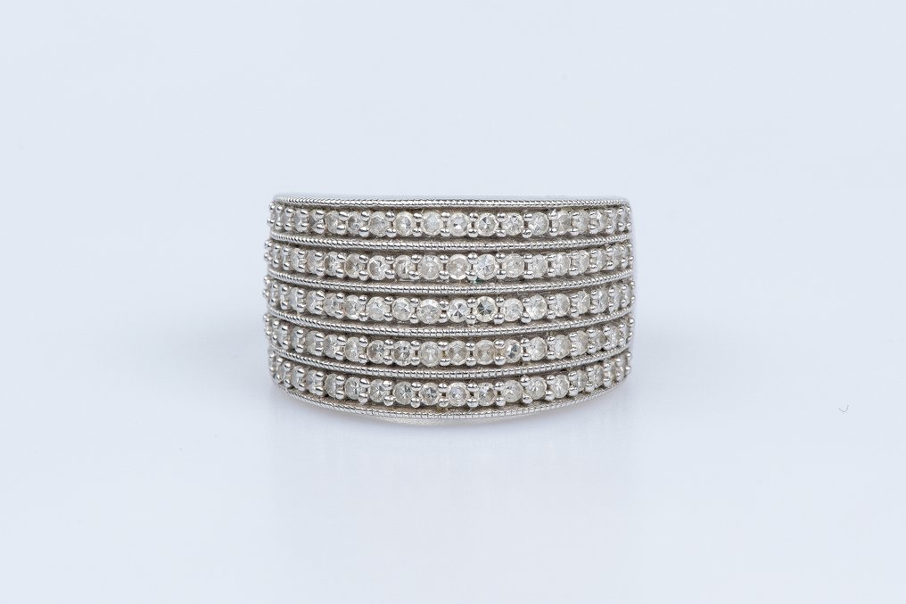 9kt white shop gold