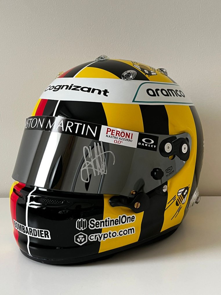 Sebastian vettel shop replica helmet