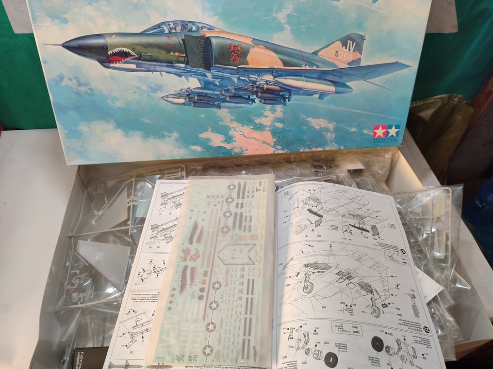 Tamiya 1/32 F-4E Phantom II