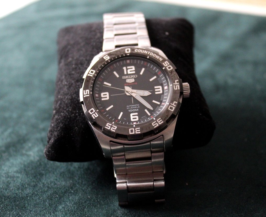 Seiko 5 sports 4r35 online
