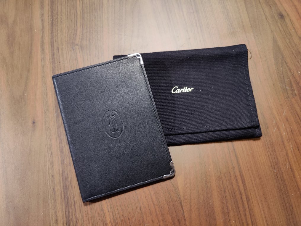 Cartier passport sales holder price