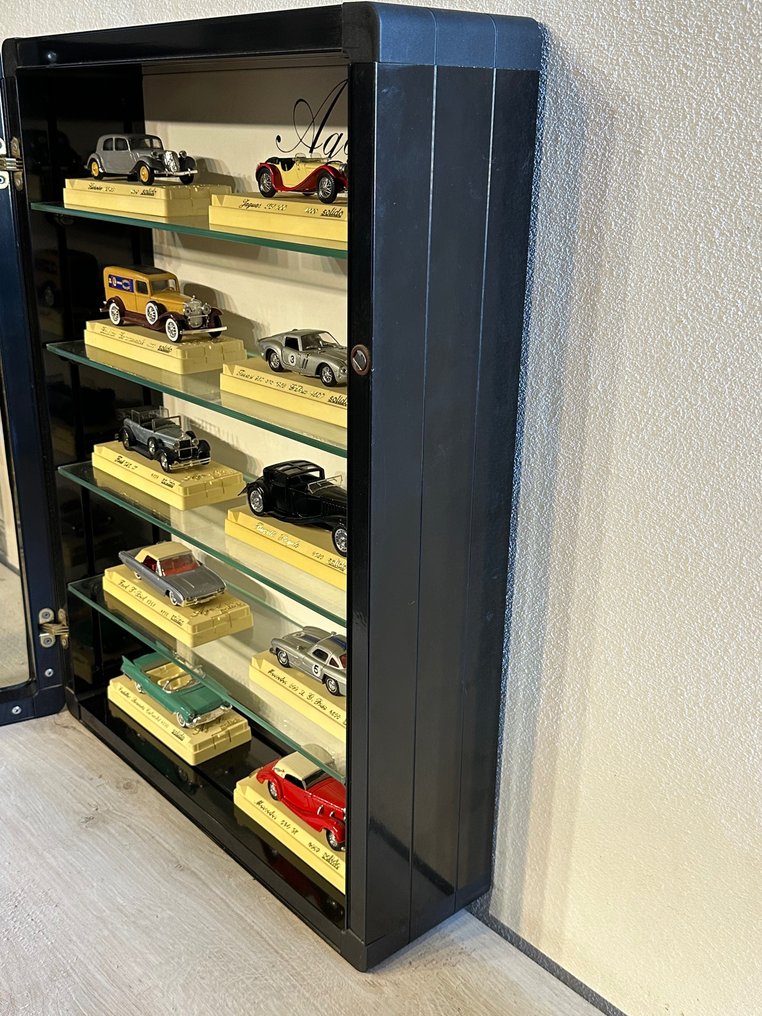 Solido 1:43 - 11 - Model car - Modelli assortiti - Catawiki