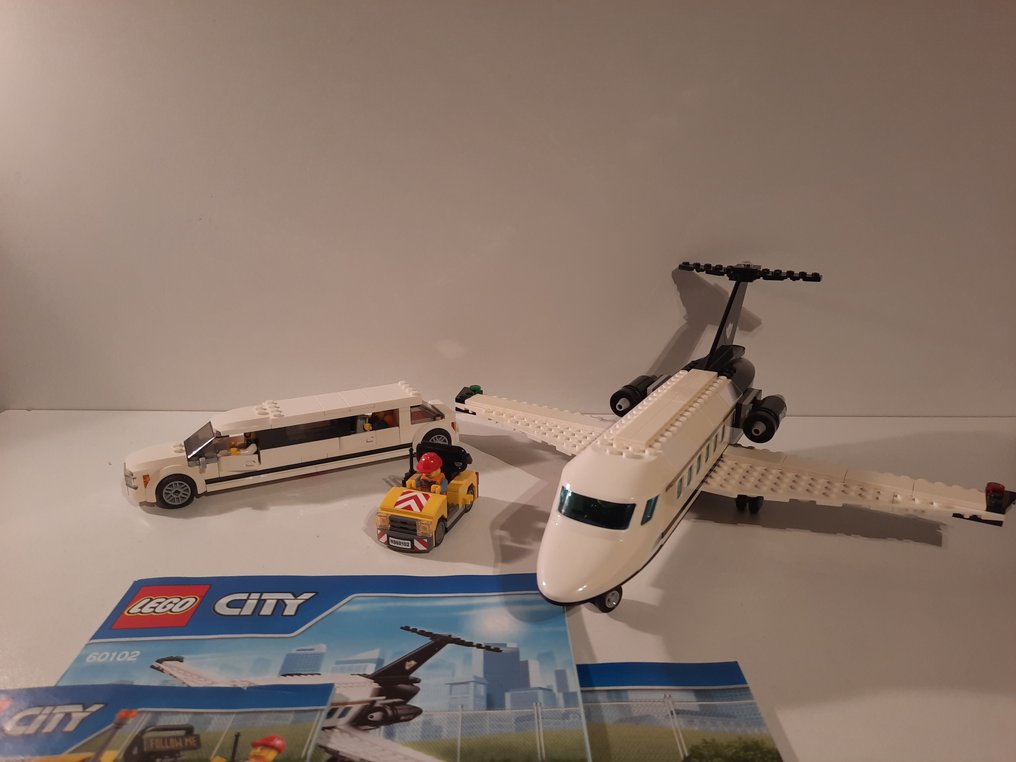 LEGO City 60102 Vliegveld VIP Service Catawiki