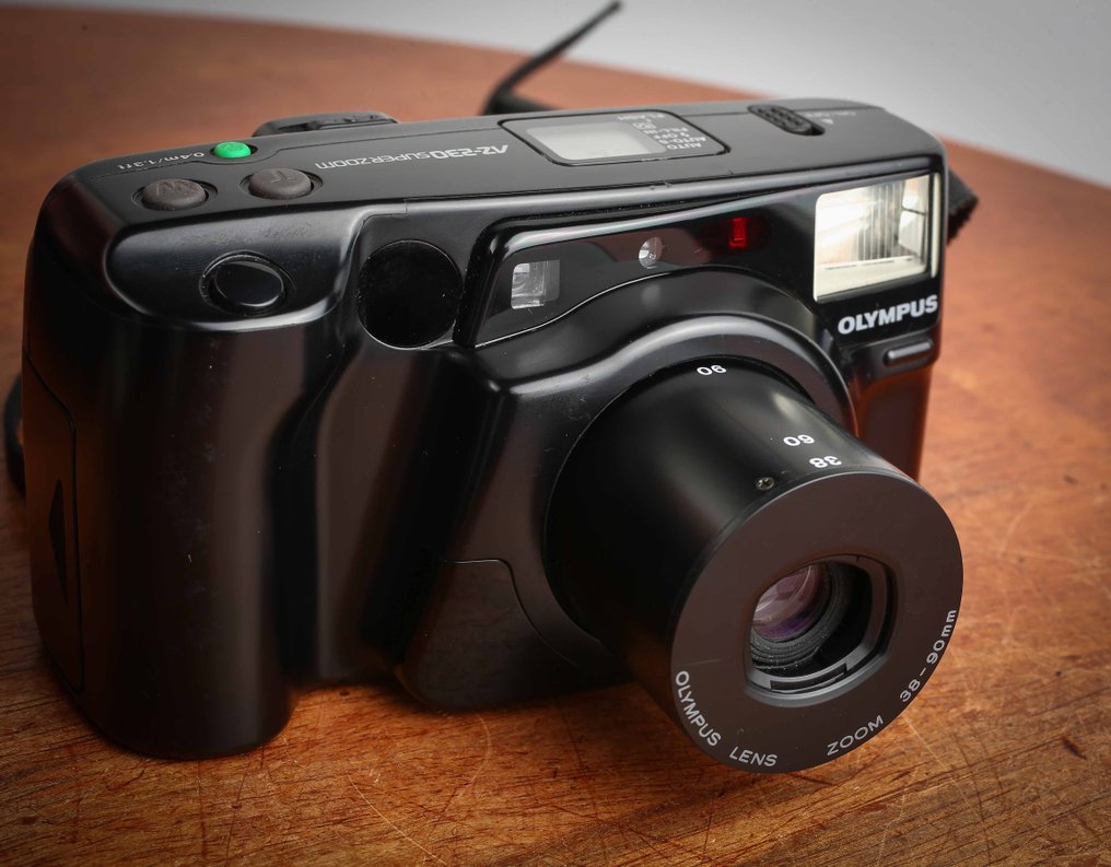 Olympus AZ 230 Superzoom avec 3890mm très beau avec un étui