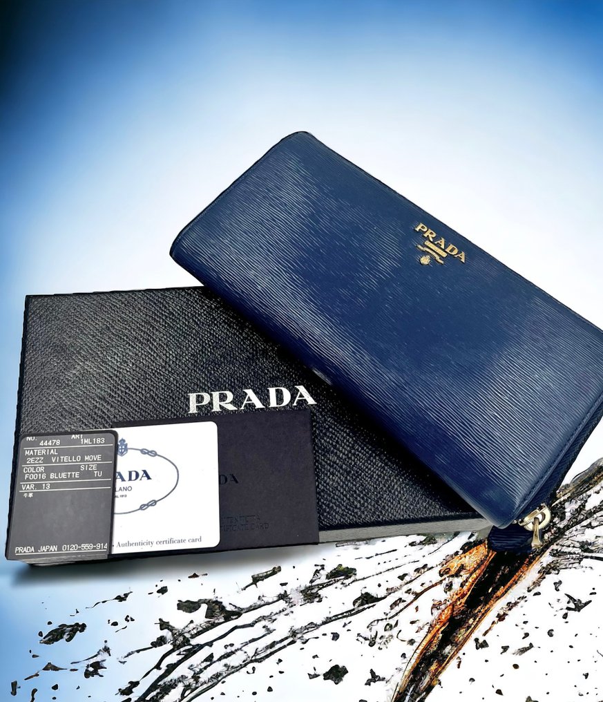 Prada wallet price store