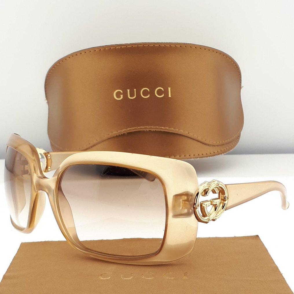 Gold tone top sunglasses