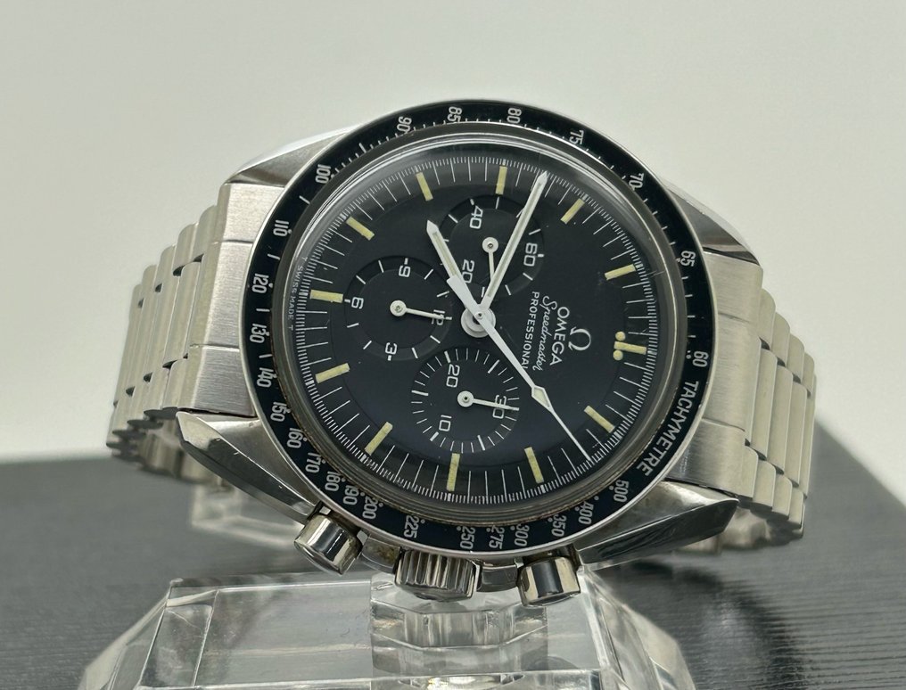 Moonwatch 861 deals