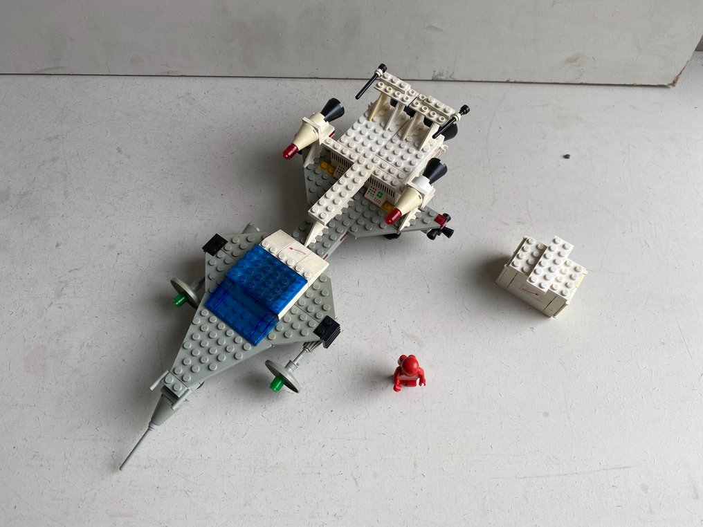 Lego starfleet cheap voyager