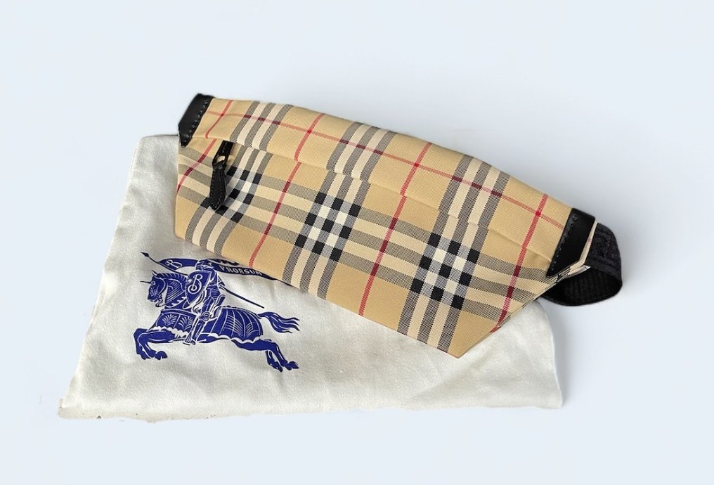Burberry bolsos wikipedia hotsell