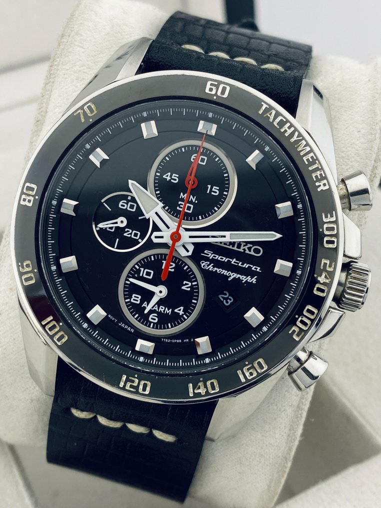 Seiko sportura sales chronograph price