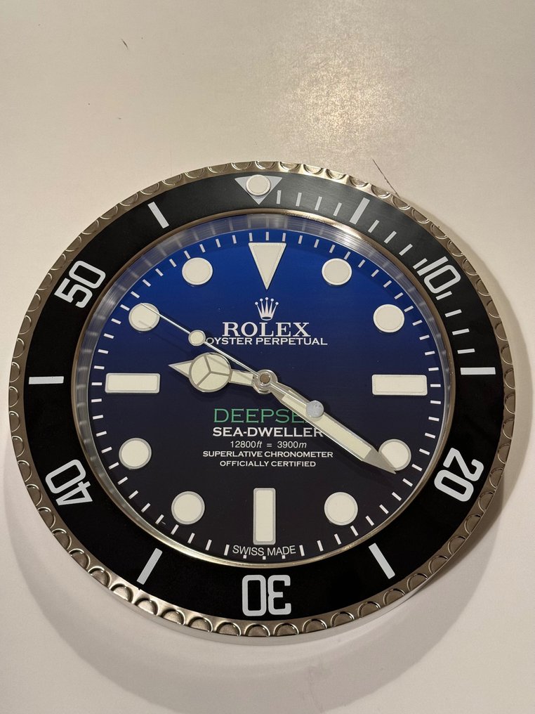 Rolex dealer display discount clock