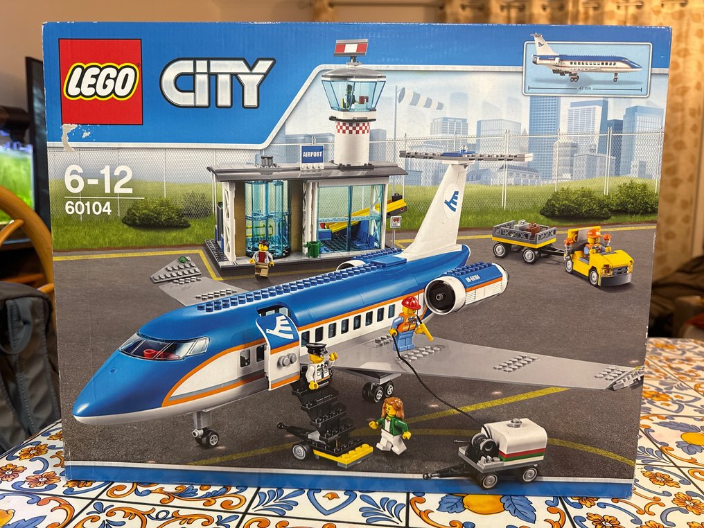 Lego City 60104 Airport Passenger Terminal 2010 2020