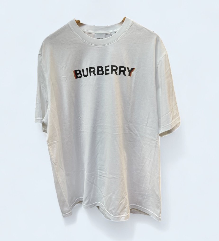 Burberry T shirt Catawiki