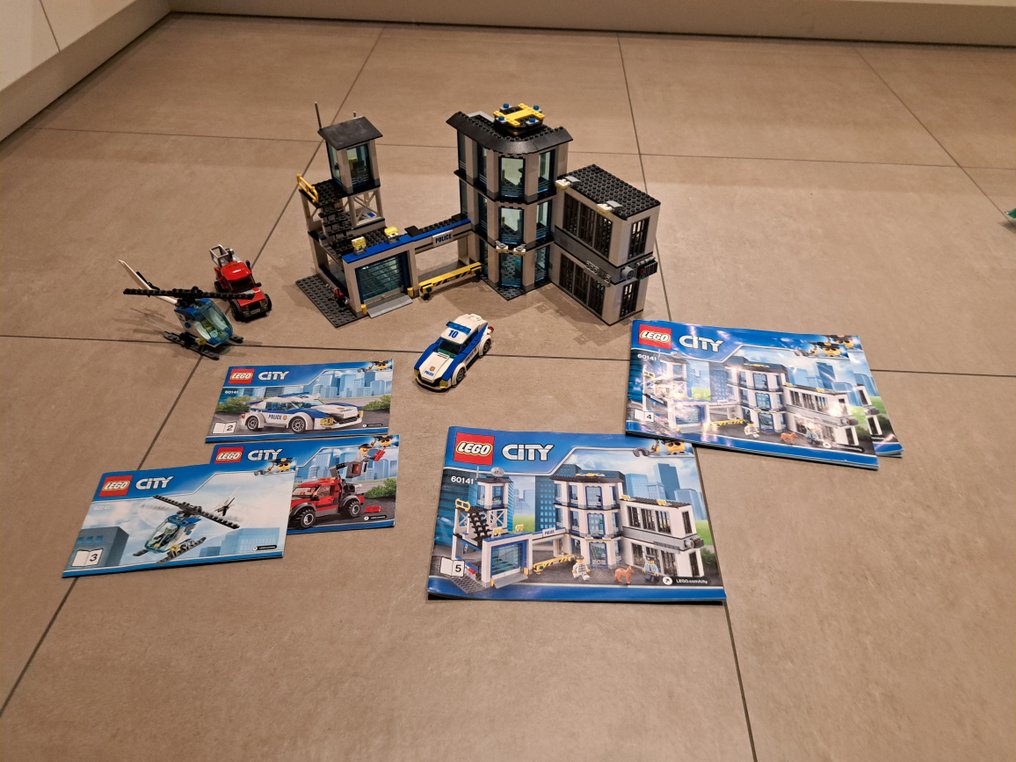 Lego city police hotsell station best price