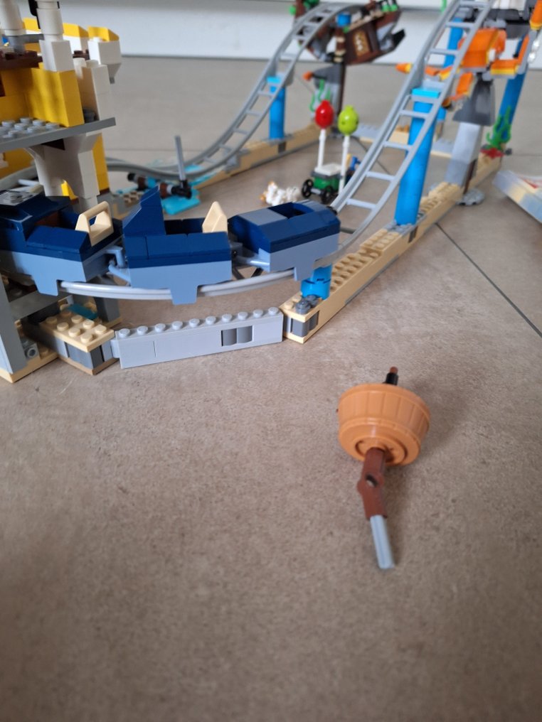 Lego sale city 31084
