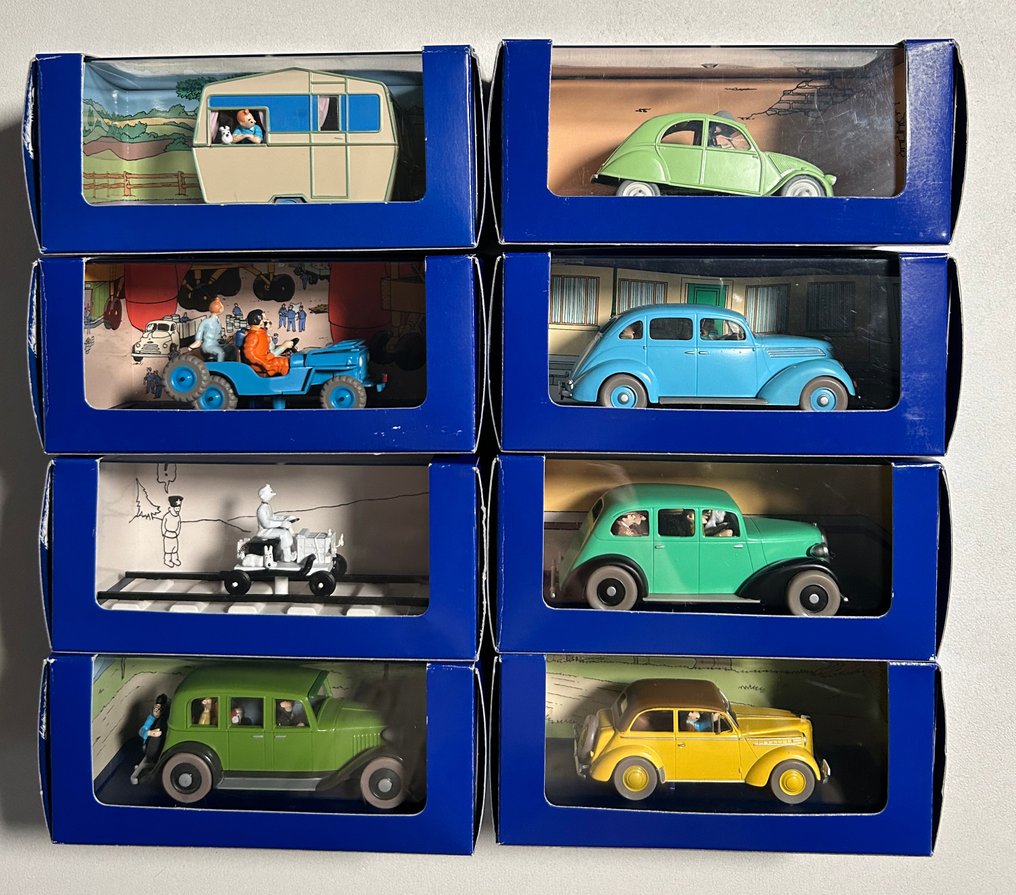 Tintin 8 Figurine Ensemble de 8 voitures 1 43 En voiture