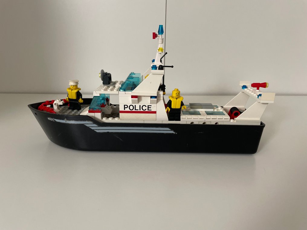 Lego police boat instructions 4021 hotsell