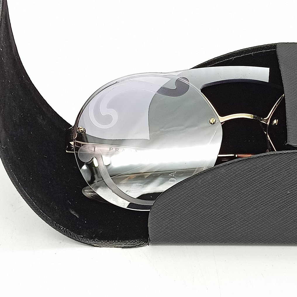 Prada 2025 spr 65t