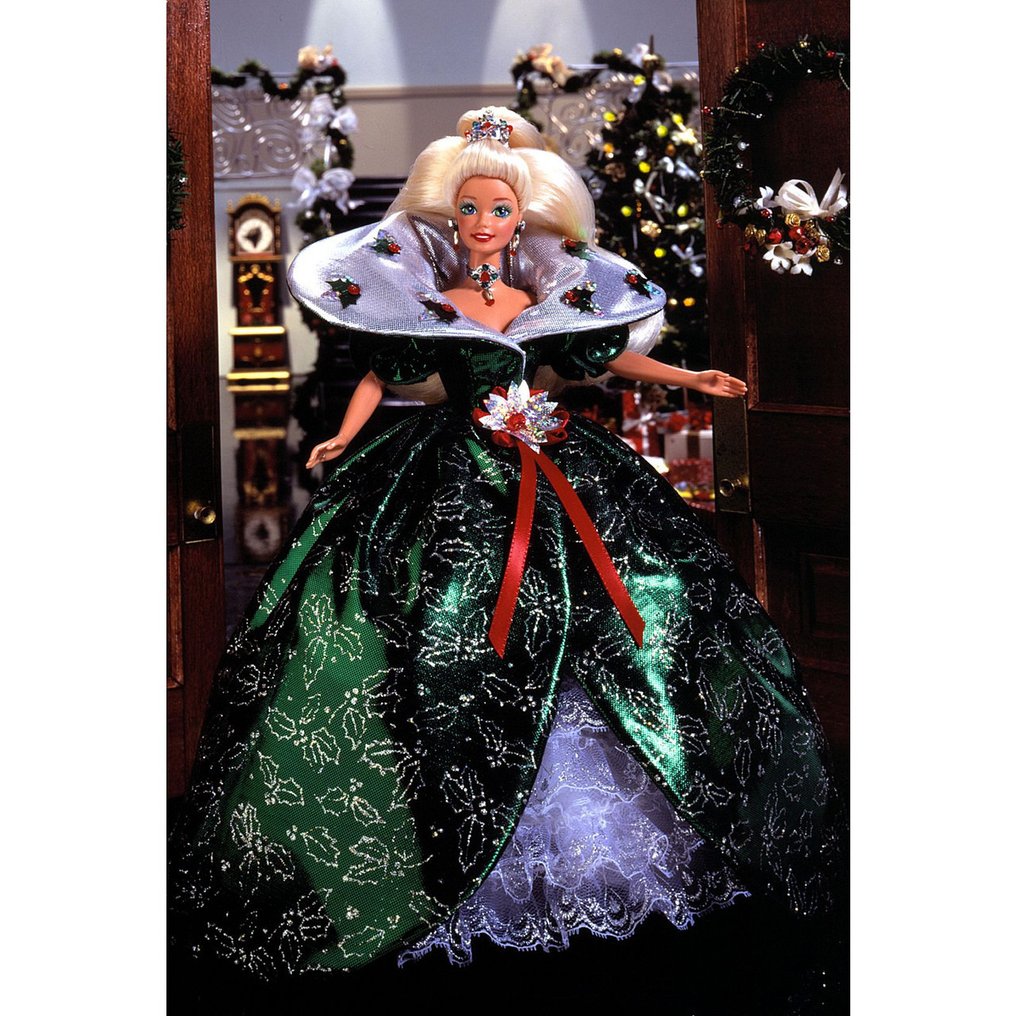 Mattel Barbie doll Happy Holidays Special edition 1995