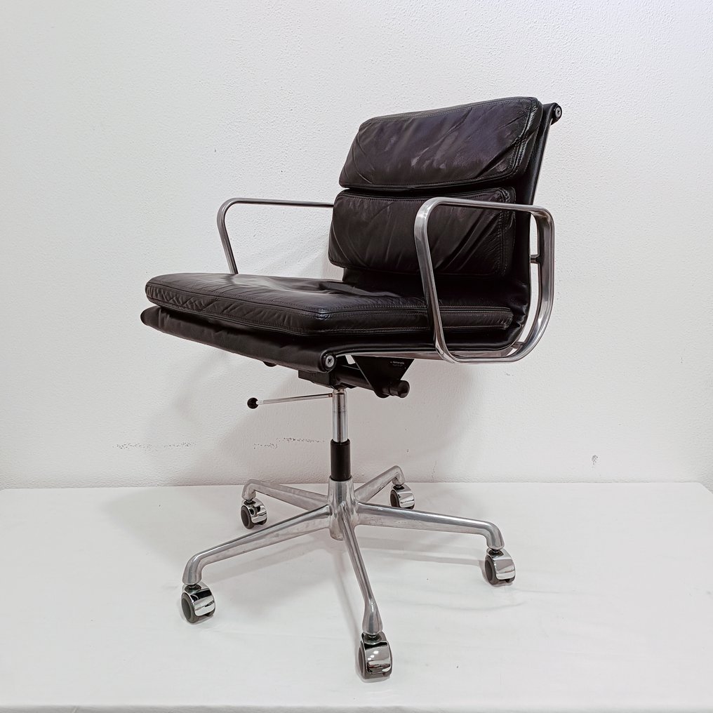 ICF Charles Eames Ray Eames Office chair Soft Pad Chair