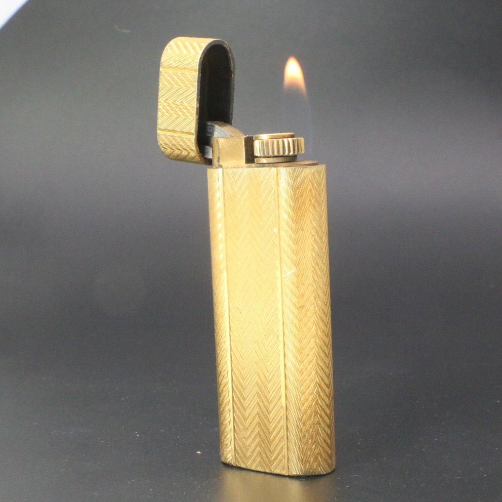 Cartier trinity sale lighter
