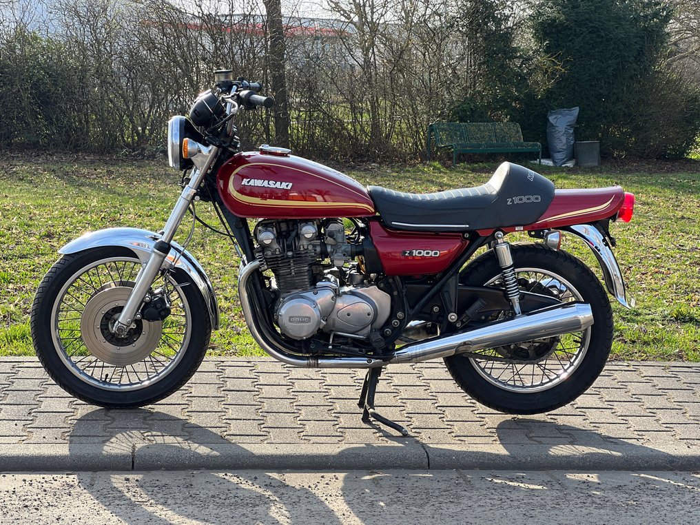 Kawasaki z1000 1975 hotsell