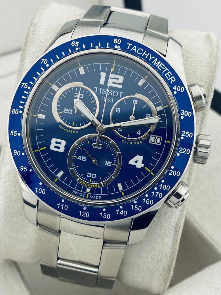Tissot T Sport V8 Chronograph Date Sans prix de r serve
