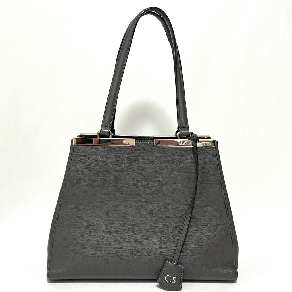 3 jours fendi sales