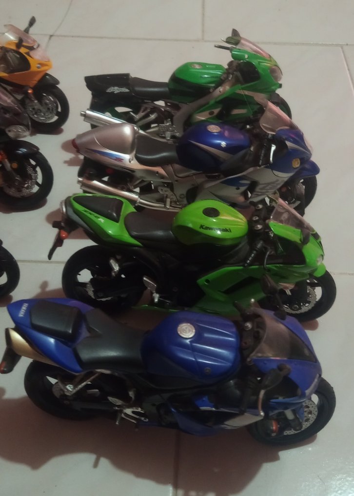 Suzuki zx6 top