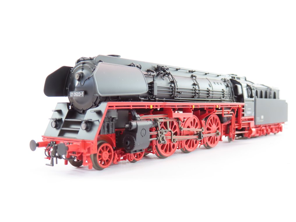 m-rklin-h0-39209-stoomlocomotief-met-tender-1-br-01-5-full