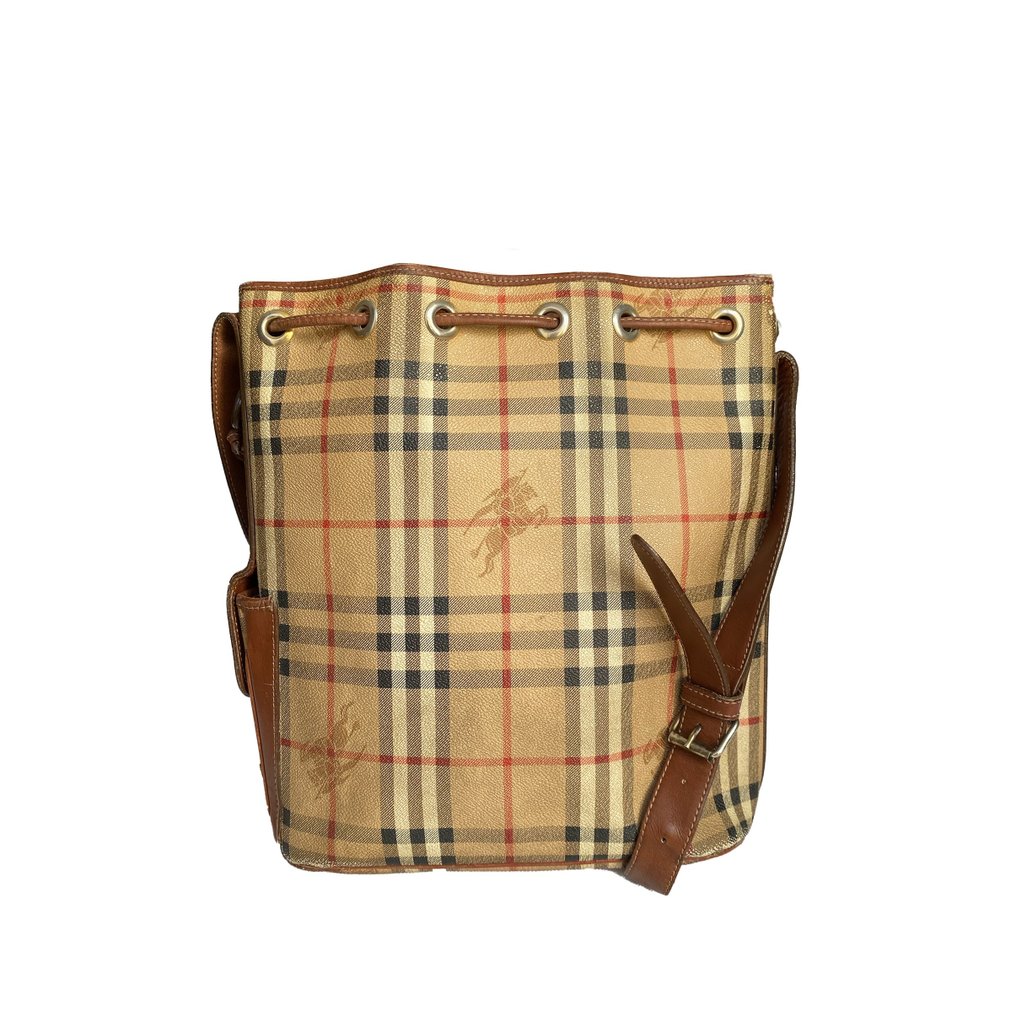 Burberry bolsos wikipedia hotsell