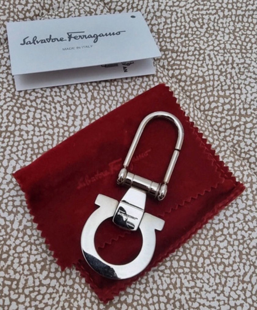 Ferragamo belt online made in italy