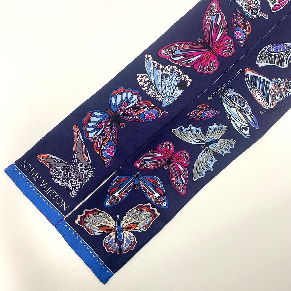 Louis vuitton best sale butterfly scarf