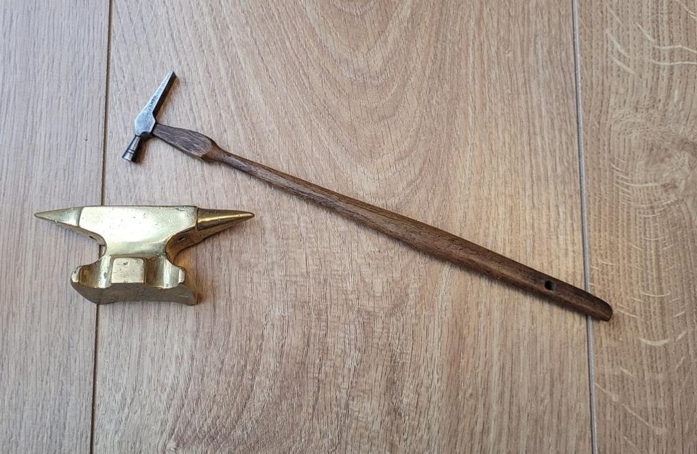 Bijoutier horloger best sale