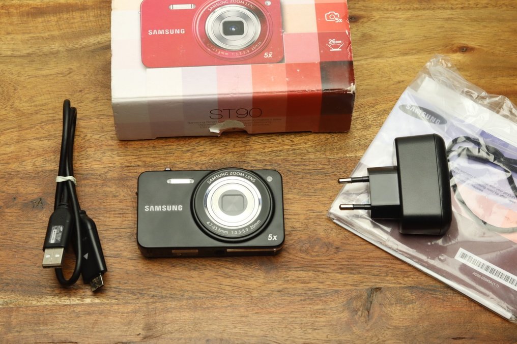 Samsung ST90, 14.2MP Platte Ultracompact Digital camera - Catawiki