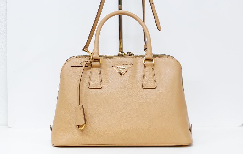 Prada promenade clearance