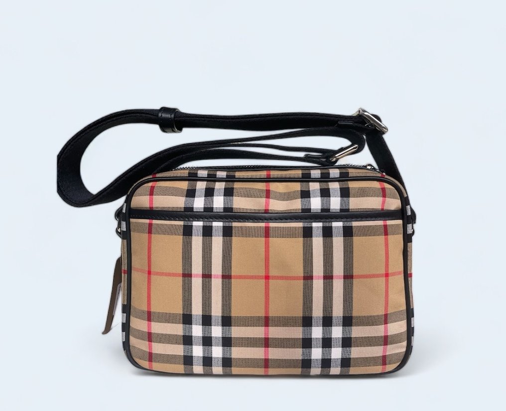 Burberry Bolso Burberry Camera Check Nuevas sin usar Bag