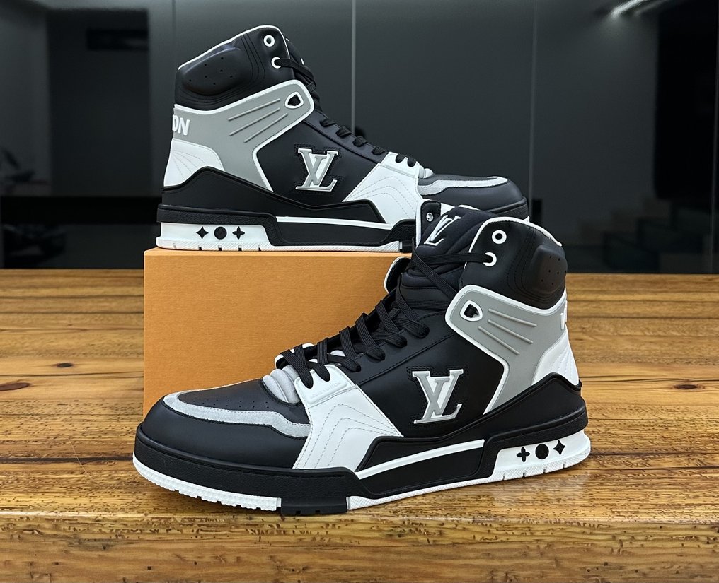 Lv 48 clearance sneakers