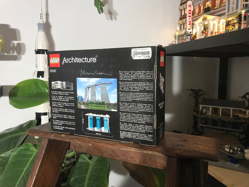 Lego 21021 architecture on sale marina bay sands