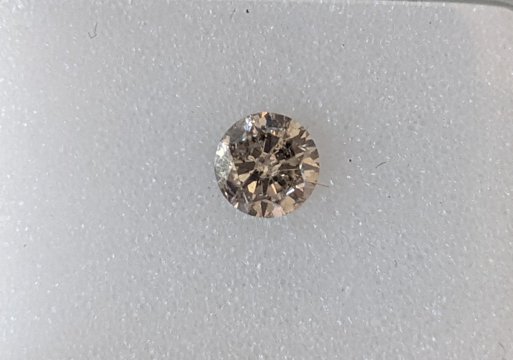 Light hotsell grey diamond